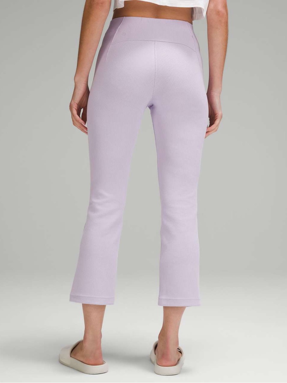Lululemon Ribbed Softstreme Zip-Leg High-Rise Cropped Pant 25" Size 8 Lilac